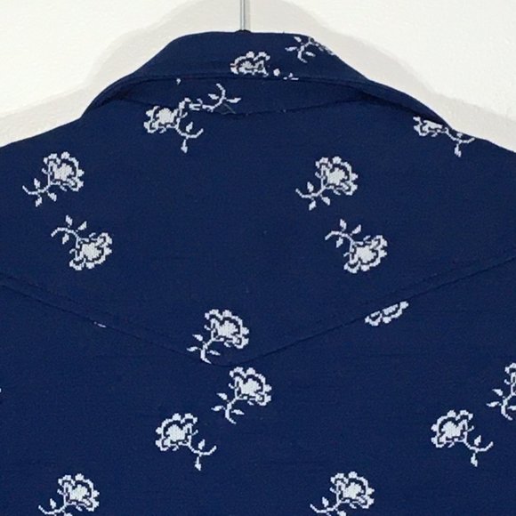 Vintage 70s Blue Button Front Jacket, Pointy Dagger Collar Western Style Floral - Picture 14 of 16